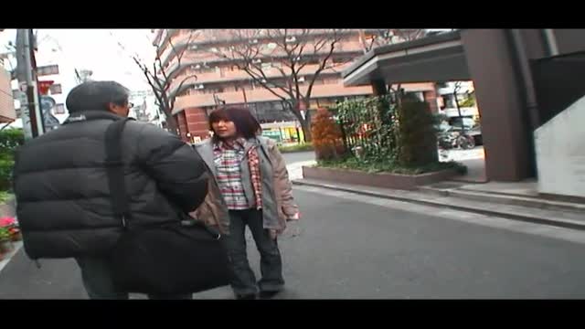 Tiny Japan girl enjoys fuck from an older guy